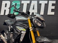 TRIUMPH SPEED TRIPLE 1200