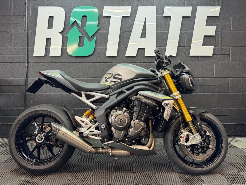 TRIUMPH SPEED TRIPLE 1200