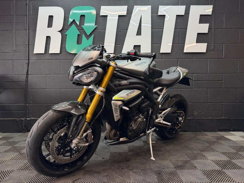 TRIUMPH SPEED TRIPLE 1200