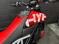 DUCATI Hypermotard