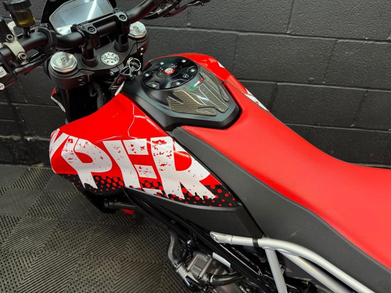 DUCATI Hypermotard