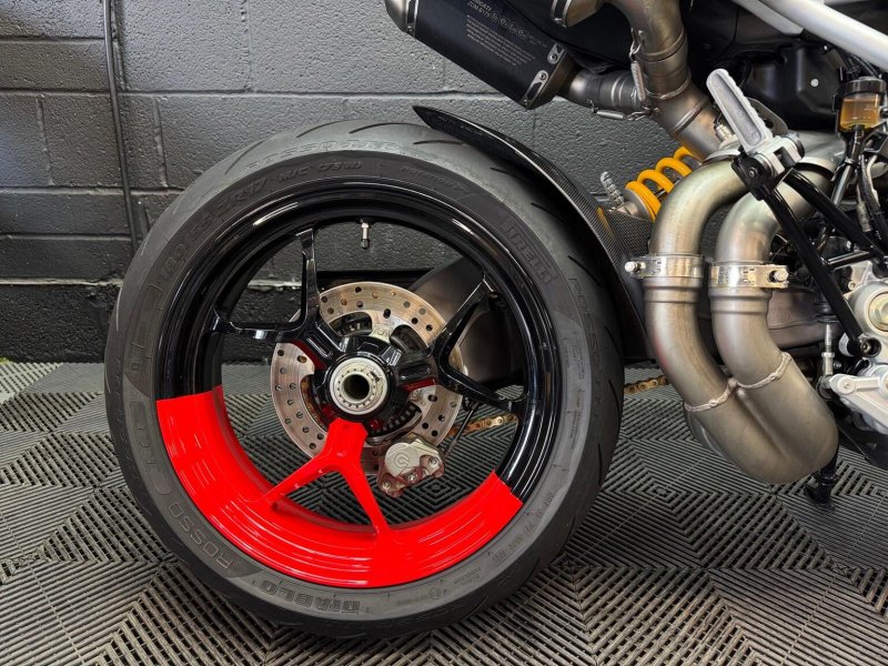 DUCATI Hypermotard