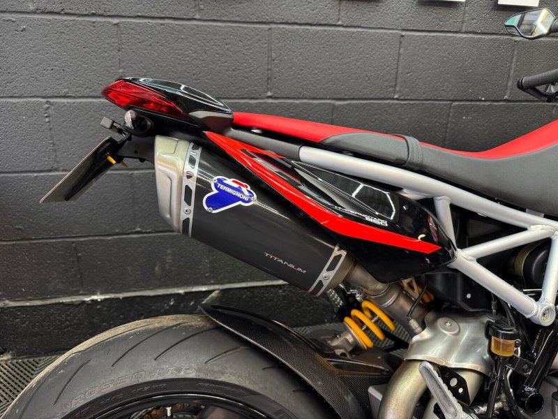 DUCATI Hypermotard