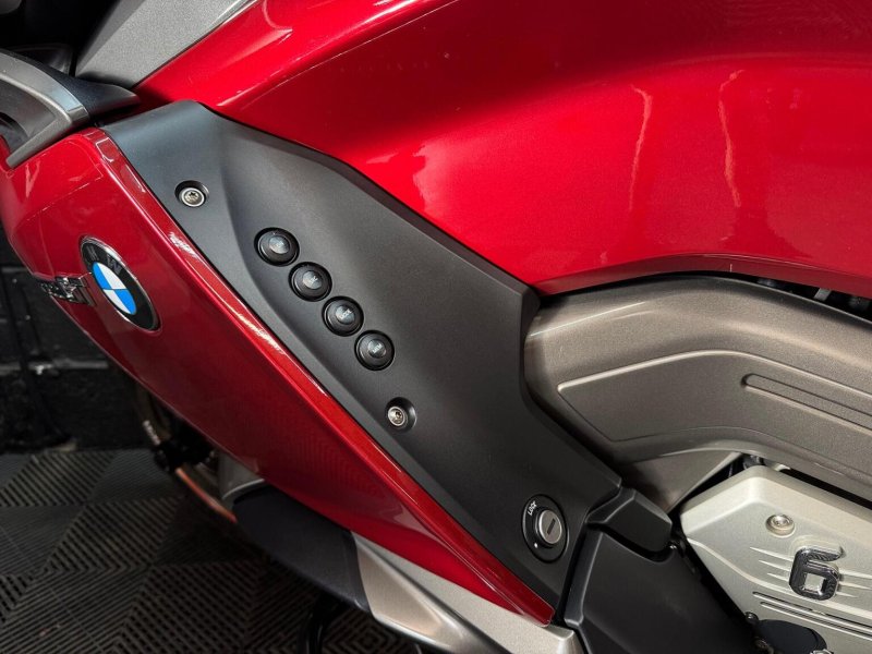 BMW K1600GT
