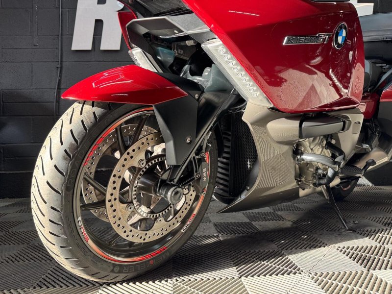 BMW K1600GT