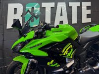 KAWASAKI Z1000