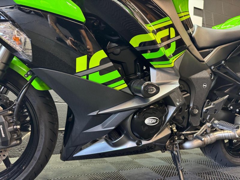 KAWASAKI Z1000