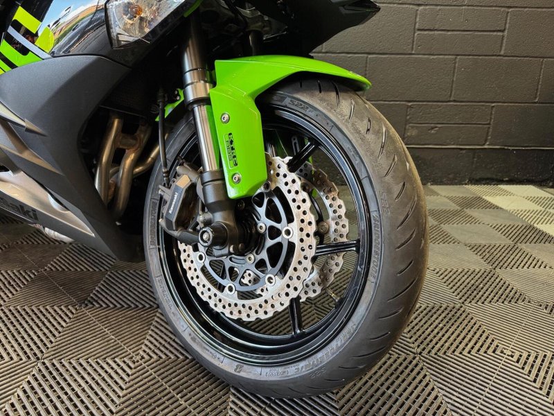 KAWASAKI Z1000
