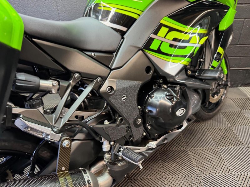 KAWASAKI Z1000