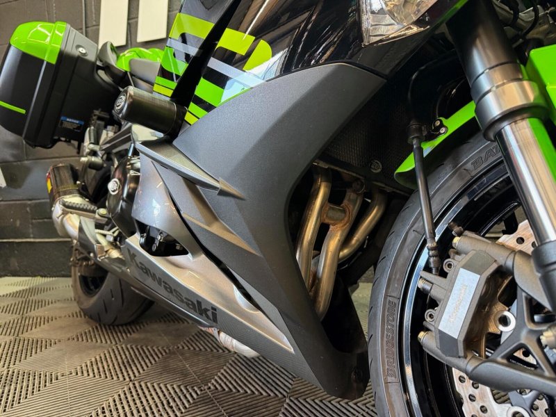 KAWASAKI Z1000