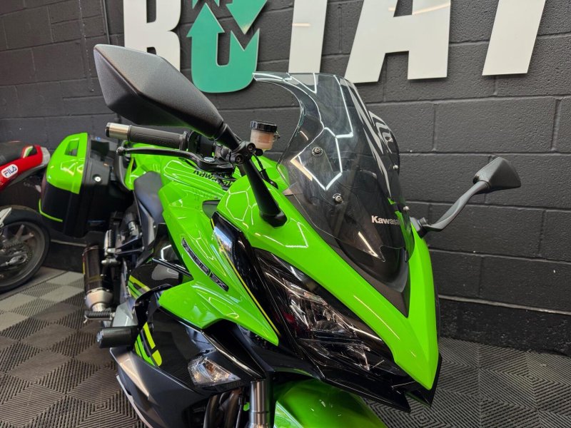 KAWASAKI Z1000