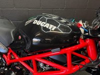 DUCATI MONSTER 695