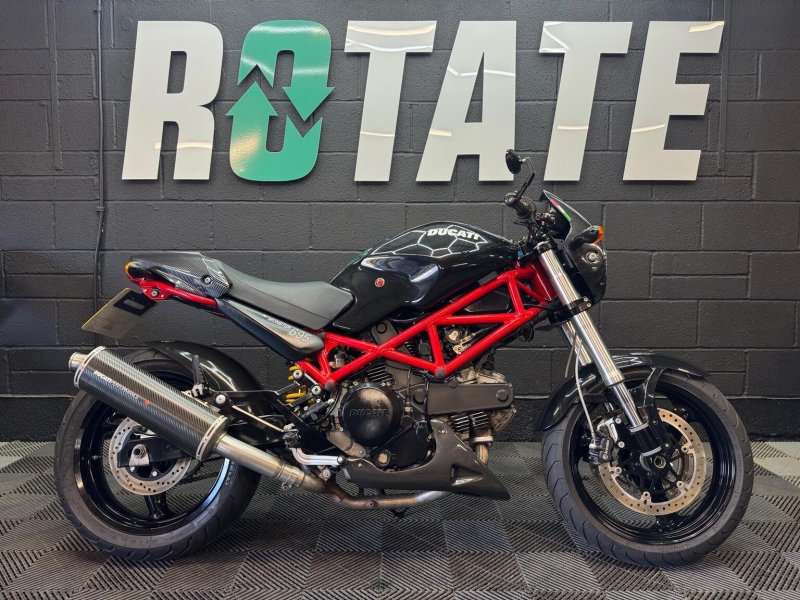 DUCATI MONSTER 695
