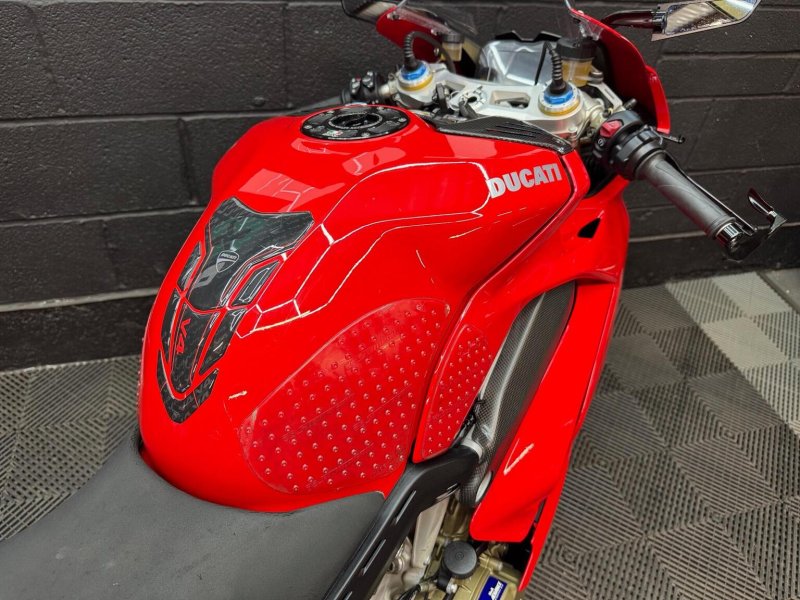 DUCATI PANIGALE V4S