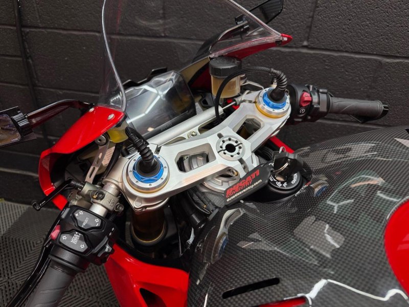 DUCATI PANIGALE V4S