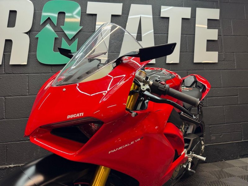 DUCATI PANIGALE V4S