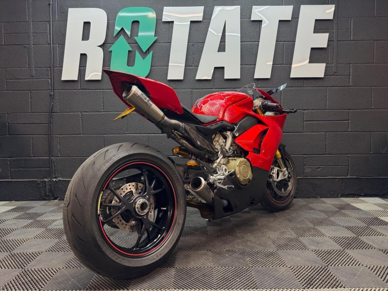 DUCATI PANIGALE V4S