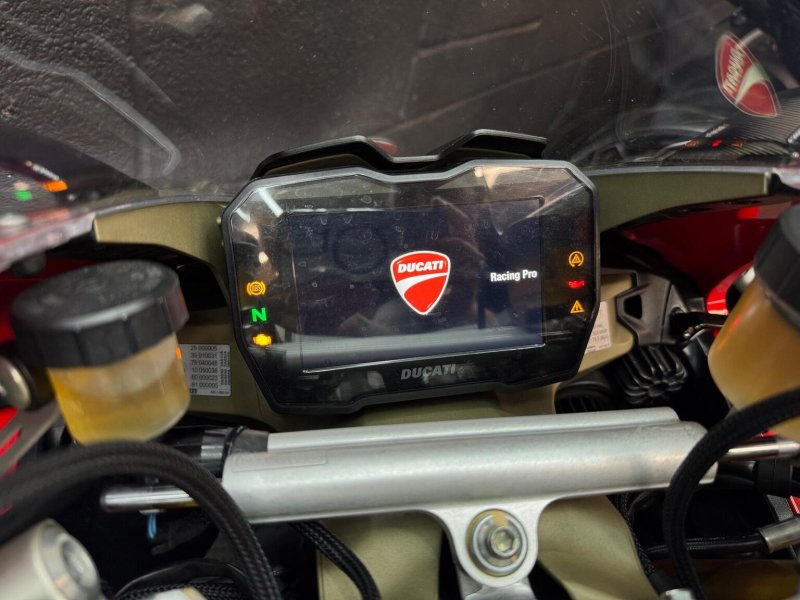 DUCATI PANIGALE V4S