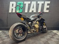 DUCATI STREETFIGHTER V4S