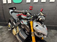 DUCATI STREETFIGHTER V4S