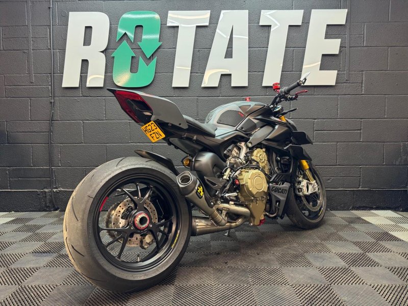 DUCATI STREETFIGHTER V4S