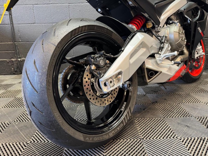 APRILIA RS