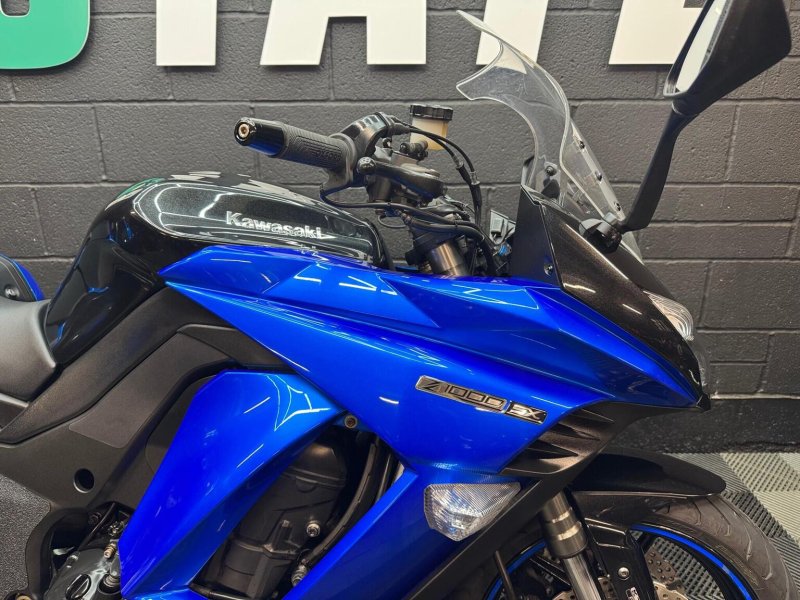 KAWASAKI Z1000