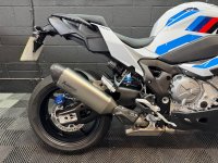 BMW M1000XR
