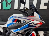 BMW M1000XR