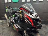 KAWASAKI NINJA ZX-6R