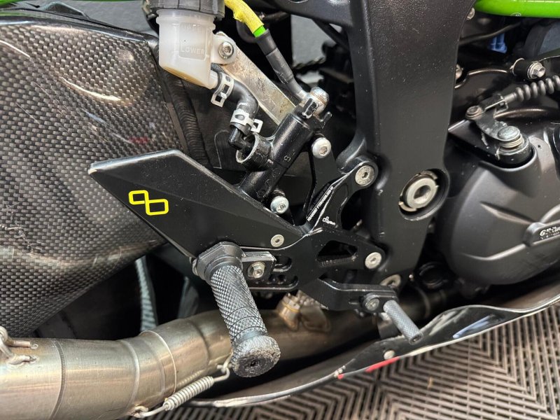 KAWASAKI NINJA ZX-6R