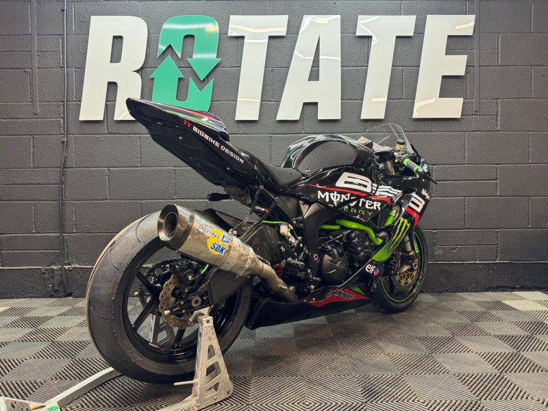 KAWASAKI NINJA ZX-6R