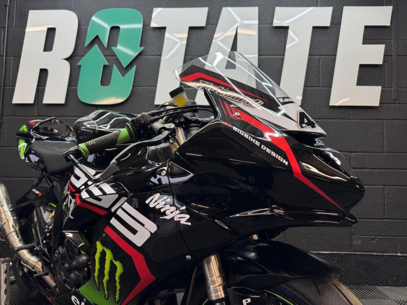 KAWASAKI NINJA ZX-6R