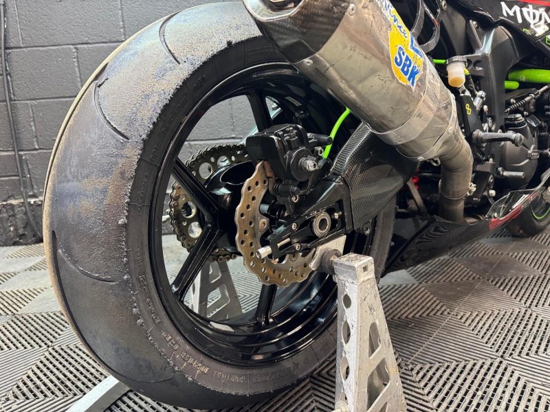 KAWASAKI NINJA ZX-6R