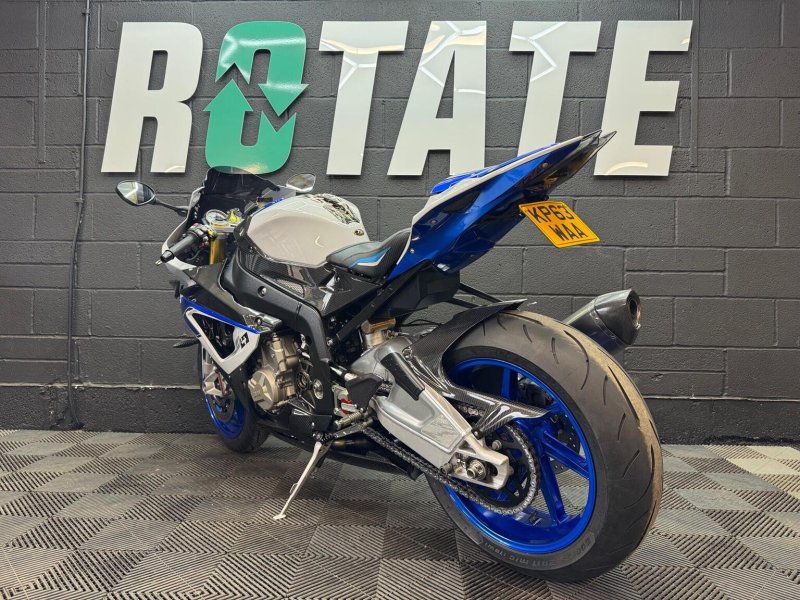 BMW HP4