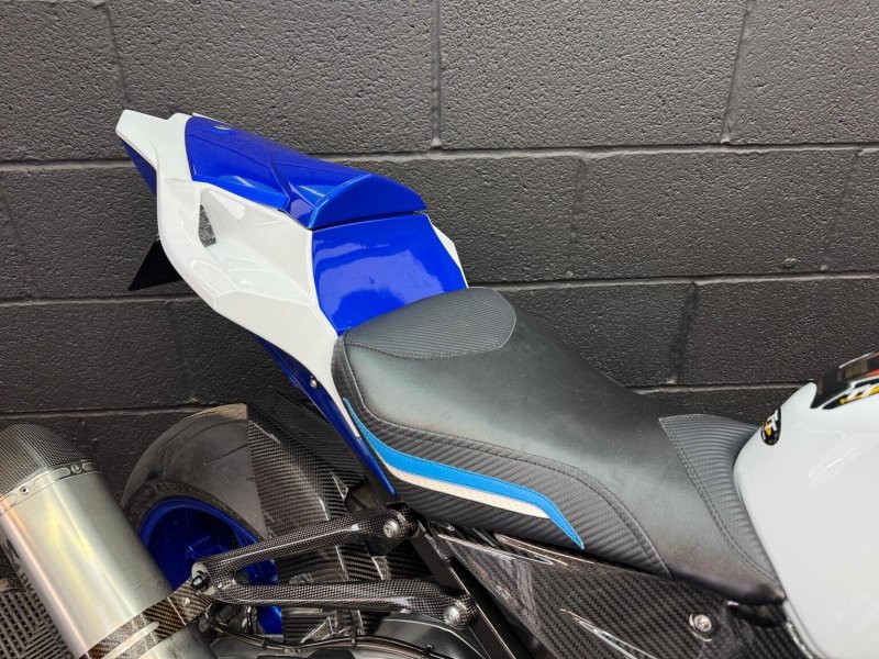 BMW HP4