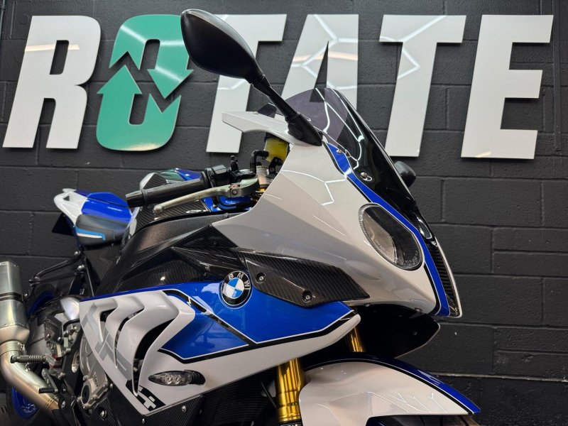 BMW HP4