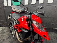 DUCATI Hypermotard