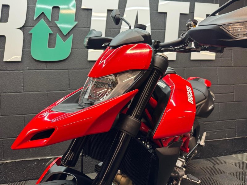 DUCATI Hypermotard