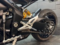TRIUMPH SPEED TRIPLE 1200
