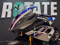 BMW HP4
