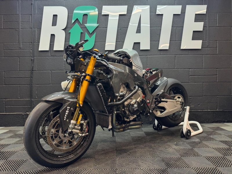BMW HP4