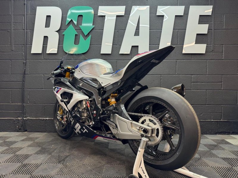 BMW HP4