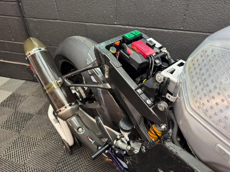 BMW HP4
