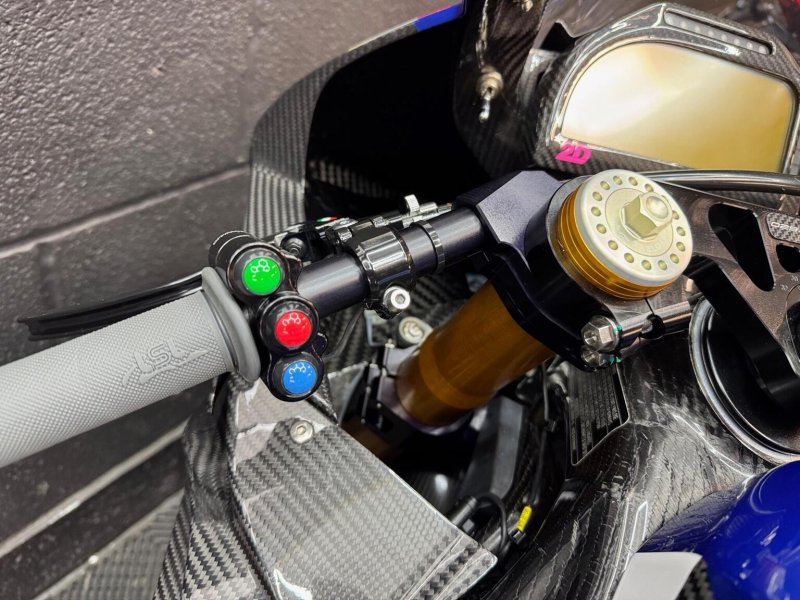BMW HP4