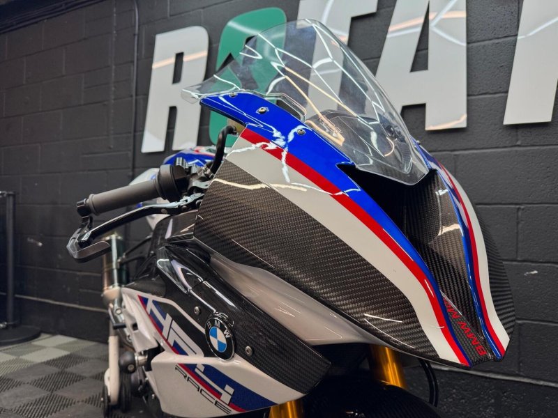 BMW HP4